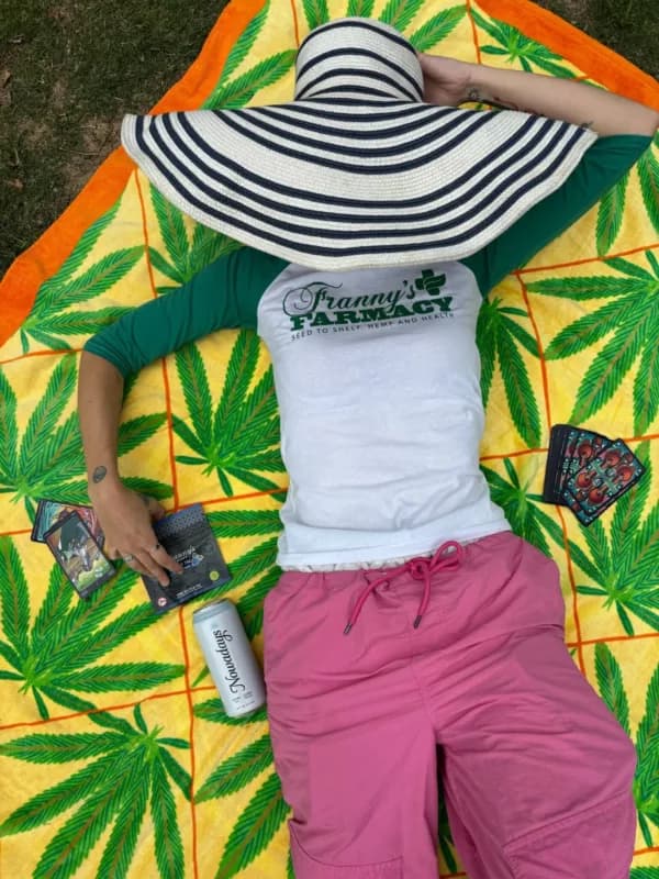 Summertime Sips: Discover Nowadays – The THC Social Beverage Everyone’s Talking About